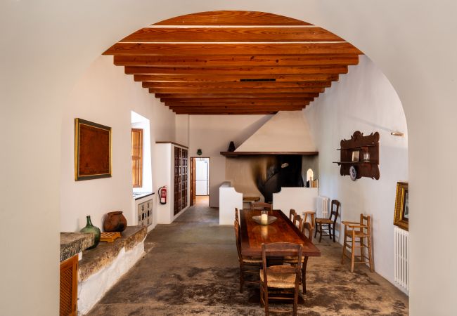 Villa en Bunyola - Honor - Rustic villa for up to 16 people Villa en Bunyola - Honor - Rustic villa for up to 16 people