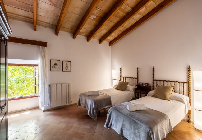 Villa en Bunyola - Honor - Rustic villa for up to 16 people Villa en Bunyola - Honor - Rustic villa for up to 16 people