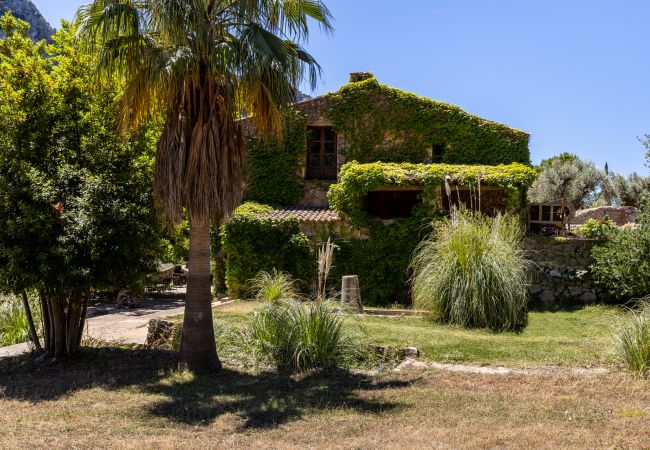 Villa en Bunyola - Honor - Rustic villa for up to 16 people Villa en Bunyola - Honor - Rustic villa for up to 16 people