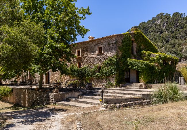 Villa en Bunyola - Honor - Rustic villa for up to 16 people Villa en Bunyola - Honor - Rustic villa for up to 16 people