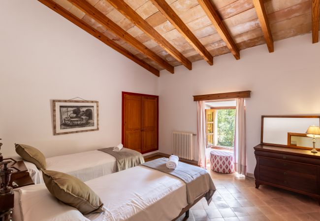 Villa en Bunyola - Honor - Rustic villa for up to 16 people Villa en Bunyola - Honor - Rustic villa for up to 16 people