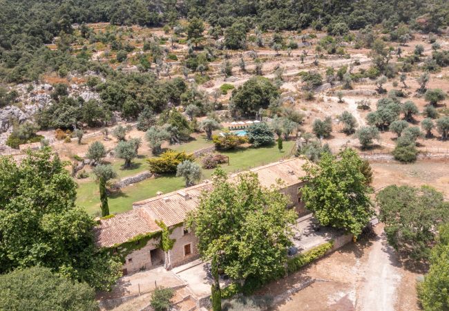 Villa en Bunyola - Honor - Rustic villa for up to 16 people Villa en Bunyola - Honor - Rustic villa for up to 16 people