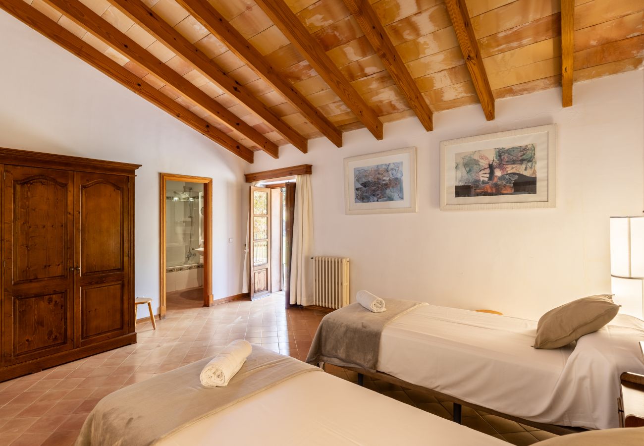 Villa en Bunyola - Honor - Rustic villa for up to 16 people Villa en Bunyola - Honor - Rustic villa for up to 16 people